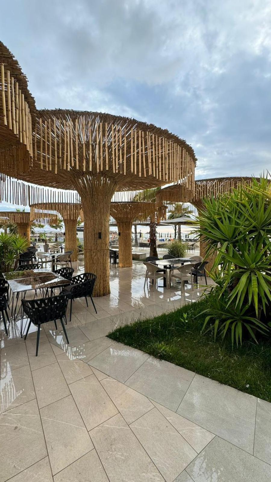 Comfort Suites Golem  Bagian luar foto
