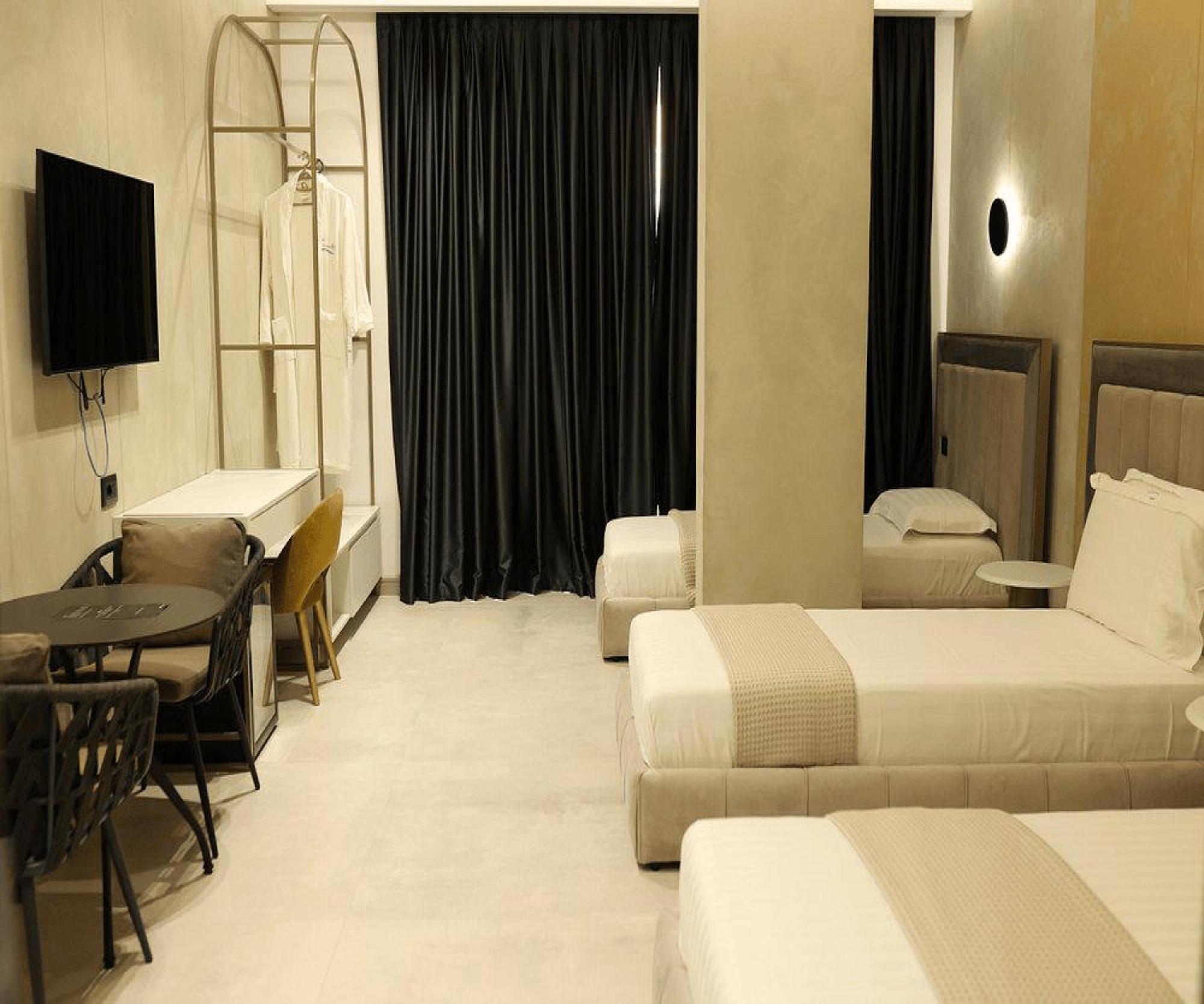 Comfort Suites Golem  Bagian luar foto